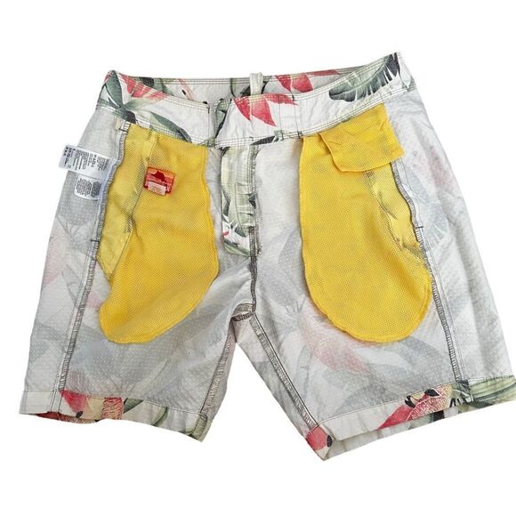 Tommy Bahama ~ Mens Relax Swim/Board shorts ~ Tropical print ~ pockets ~size 32 - Picture 6 of 11